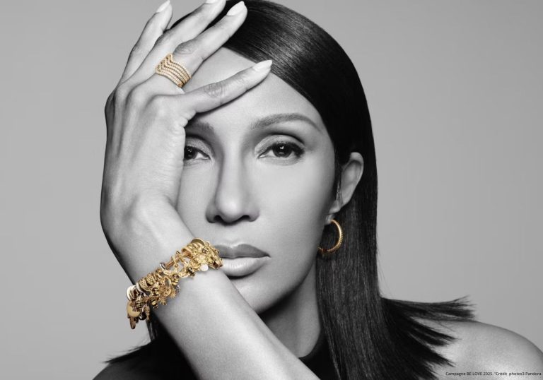 Pandora dévoile sa campagne "Be Love" avec Winona Ryder et Iman
