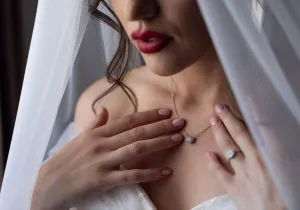 Bijoux de mariage à l’ère numérique : réinventer la tradition