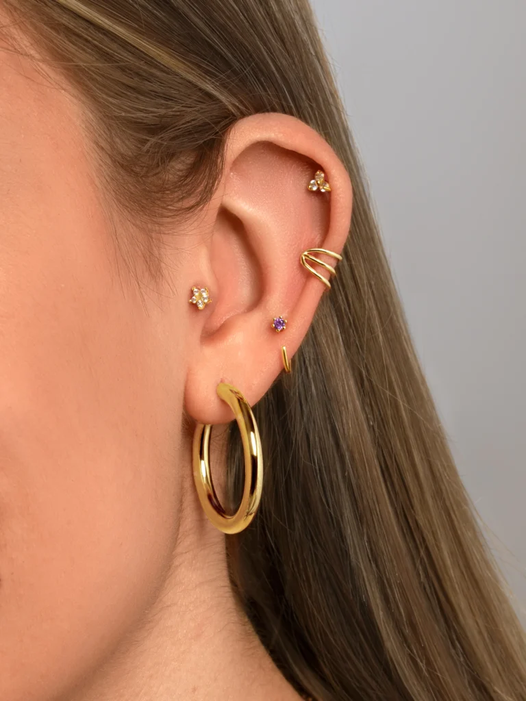 Boucle d'oreille unique Sophie Lavande en or de Singularu