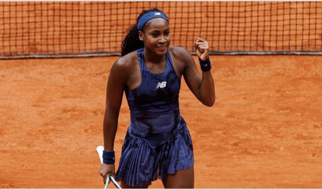 tenue Naomi Osaka