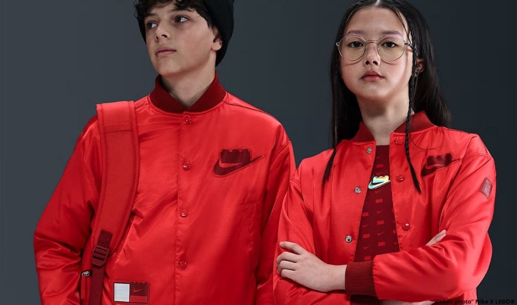 Collection Nike x LEGO®
Veste de basket pour ado