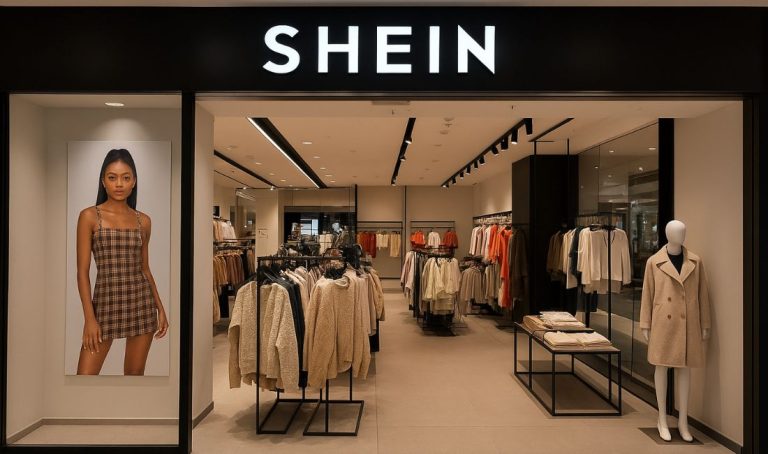 Shein, géant chinois de l’ultra fast fashion, confirme son arrivée physique en France. En novembre 2025,