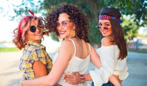 Lunettes de soleil 2026 : le détail mode qui signe le look.